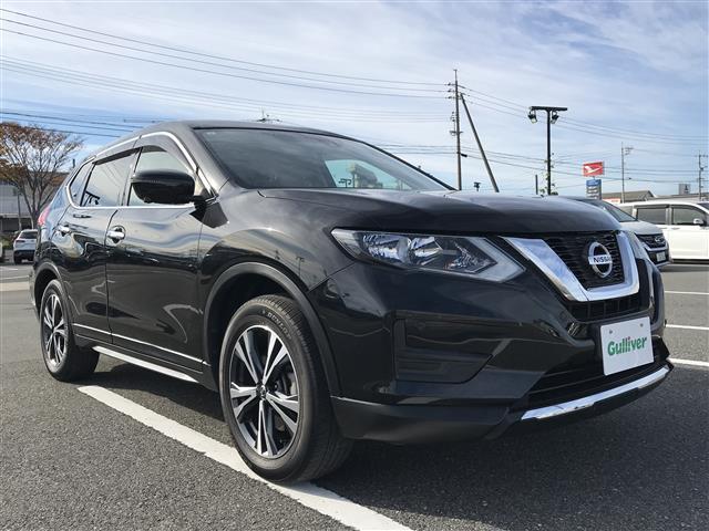 エクストレイル ２０Ｘ　７人乗り３列シート　純正ナビ／フルセグ／ＣＤ／ＤＶＤ／ＢＴ　アラウンドビュー　フリップダウン　ＥＴＣ　　エマージェンシーブレーキ　デジタルミラー　前後ソナー　電動リアゲート　ＬＥＤライト　純正アルミ（31枚目）