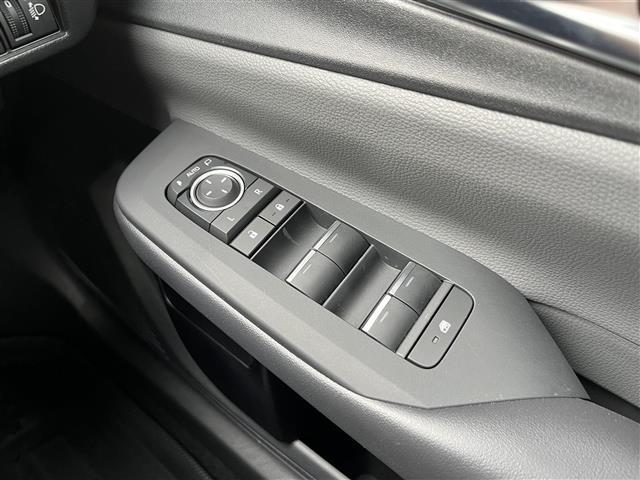 プリウス Z 4WD 純正12.3型DA 全方位カメラ トヨタチームメイト セーフティS BSM パワーシート シートH エアシート 電動リアゲート ETC デジタルミラー LED 純正19インチAW(13枚目)