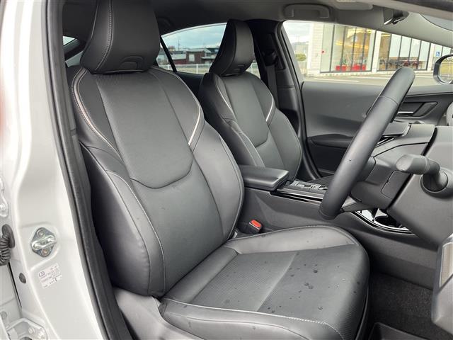 プリウス Z 4WD 純正12.3型DA 全方位カメラ トヨタチームメイト セーフティS BSM パワーシート シートH エアシート 電動リアゲート ETC デジタルミラー LED 純正19インチAW(17枚目)