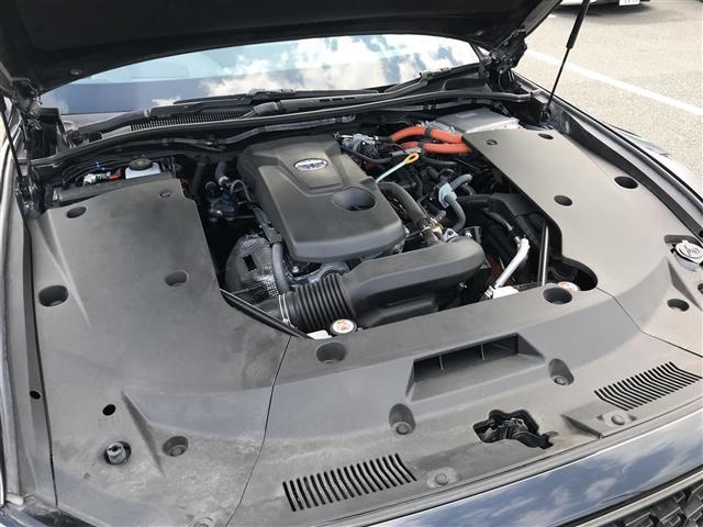 クラウンハイブリッド Ｓ　スポーツスタイル　純正８型ＤＡ／ナビ／フルセグ／ＣＤ／ＢＴ／Ｍｉｒａ　全方位カメラ　セーフティＳ　ＢＳＭ　パーキングアシスト　ＨＵＤ　ハーフレザー　パワーシート　シートＨ　ＥＴＣ２．０　ＬＥＤ　純正１８インチＡＷ（40枚目）