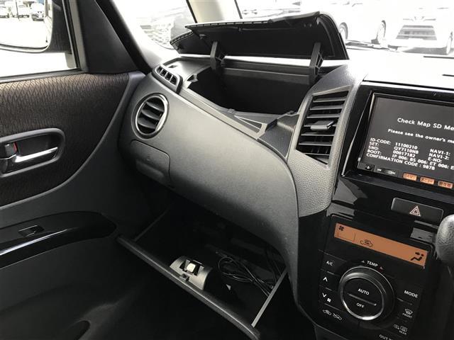 ルークス ハイウェイスターターボ　４ＷＤ　ターボ車　純正ナビ／フルセグ／ＤＶＤ／ＣＤ／ＢＴ　ＥＴＣ　運転席シートヒーター　ＬＥＤヘットライト　プッシュエンジンスタート　純正１４インチアルミホイール　フロアマット　ドアバイザー（10枚目）