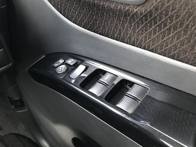 ルークス ハイウェイスターターボ　４ＷＤ　ターボ車　純正ナビ／フルセグ／ＤＶＤ／ＣＤ／ＢＴ　ＥＴＣ　運転席シートヒーター　ＬＥＤヘットライト　プッシュエンジンスタート　純正１４インチアルミホイール　フロアマット　ドアバイザー（11枚目）