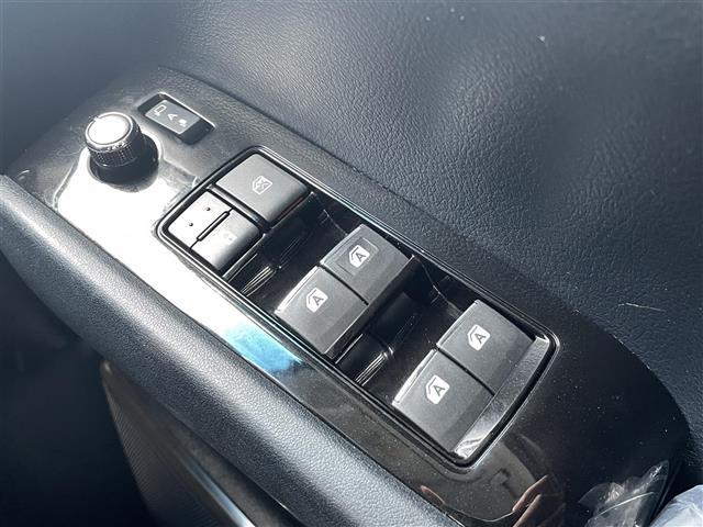 ヴェルファイア ２．５Ｚ　Ｇエディション　純正１０型ナビ／フルセグ／ＣＤ／ＤＶＤ／ＢＴ　Ｂカメラ　純正フリップダウン　ＥＴＣ　レザーシート　パワーシート／メモリ機能　シートヒーター　両側電動　電動リアゲート　ソナー　ＬＥＤ　純正１８ＡＷ（7枚目）