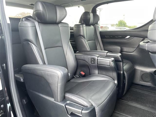 ヴェルファイア ２．５Ｚ　Ｇエディション　純正１０型ナビ／フルセグ／ＣＤ／ＤＶＤ／ＢＴ　Ｂカメラ　純正フリップダウン　ＥＴＣ　レザーシート　パワーシート／メモリ機能　シートヒーター　両側電動　電動リアゲート　ソナー　ＬＥＤ　純正１８ＡＷ（20枚目）