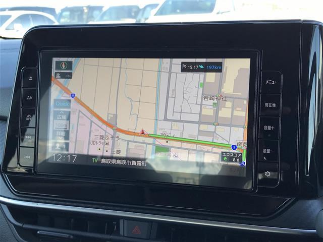 ノート Ｓ　ＦＯＵＲ　４ＷＤ　純正ナビ／フルセグ／ＤＶＤ／ＣＤ／ＢＴ／ＵＳＢ　全方位カメラ　ＥＴＣ　ドラレコ　シートヒーター　エマージェンシーブレーキ　レーンキープアシスト　ＬＥＤヘットライト　Ｐスタート　フロアマット（2枚目）