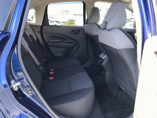 ノート Ｓ　ＦＯＵＲ　４ＷＤ　純正ナビ／フルセグ／ＤＶＤ／ＣＤ／ＢＴ／ＵＳＢ　全方位カメラ　ＥＴＣ　ドラレコ　シートヒーター　エマージェンシーブレーキ　レーンキープアシスト　ＬＥＤヘットライト　Ｐスタート　フロアマット（19枚目）