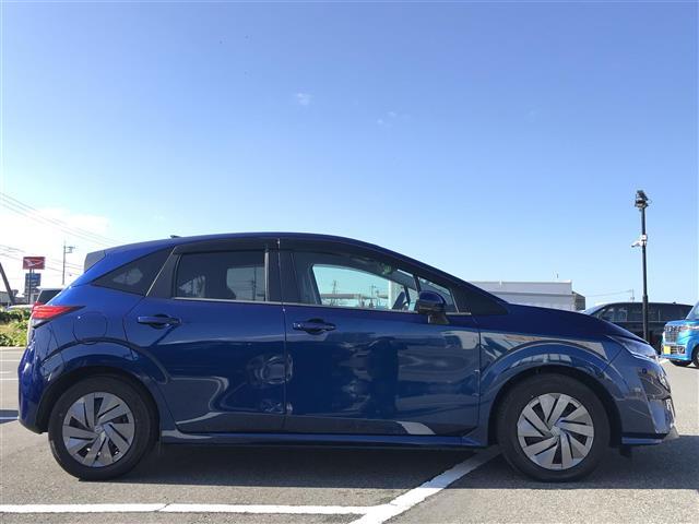 ノート Ｓ　ＦＯＵＲ　４ＷＤ　純正ナビ／フルセグ／ＤＶＤ／ＣＤ／ＢＴ／ＵＳＢ　全方位カメラ　ＥＴＣ　ドラレコ　シートヒーター　エマージェンシーブレーキ　レーンキープアシスト　ＬＥＤヘットライト　Ｐスタート　フロアマット（31枚目）