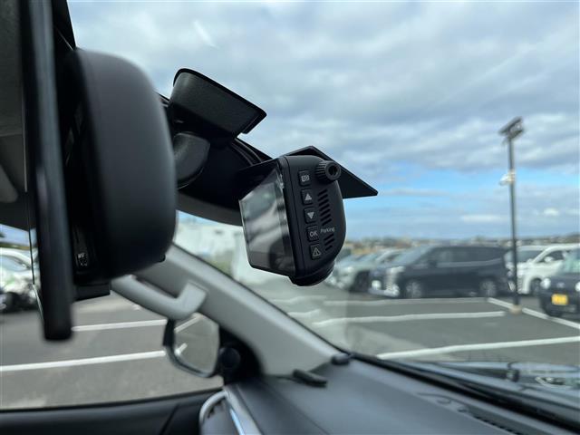 ハイラックス Z 社外9型ナビ/TV/DVD/CD/BT F/B/Sカメラ 前後ドラレコ ETC 2インチリフトUP バンパーガード サイドステップ SUXONマフラー RAYSアルミ シートカバー GRトノカバー(13枚目)