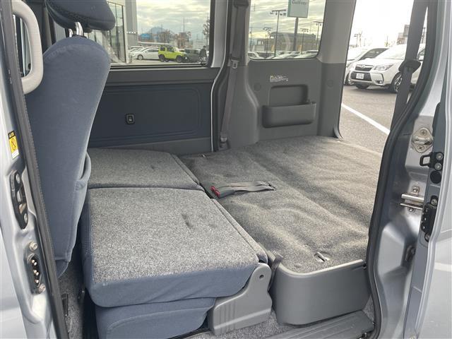 ハイゼットカーゴ クルーズ　４ＷＤ　５速ミッション　ハイルーフ　純正ＣＤオーディオ　電動格納ミラー　両側スライドドア　４ＷＤ切替スイッチ　ゴムマット　ドアバイザー　エアコン　パワーウィンドウ　スタットレスセット（21枚目）