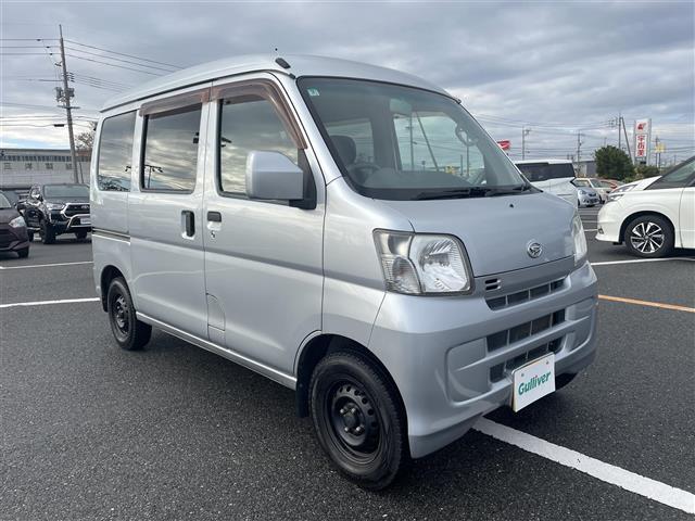 ハイゼットカーゴ クルーズ　４ＷＤ　５速ミッション　ハイルーフ　純正ＣＤオーディオ　電動格納ミラー　両側スライドドア　４ＷＤ切替スイッチ　ゴムマット　ドアバイザー　エアコン　パワーウィンドウ　スタットレスセット（26枚目）