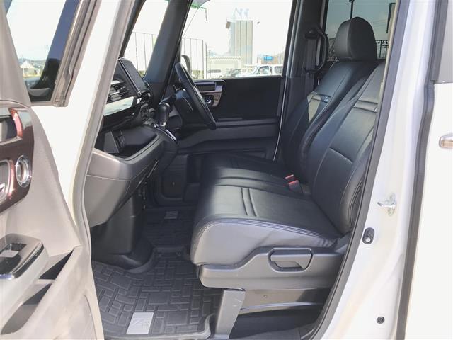 N-BOXカスタム Lターボ 4WD 純正8型ナビ/フルセグ/DVD/CD/BT/USB Bカメラ ビルトインETC ドラレコ 前席シートヒーター レーダークルコン レーンキープアシスト LEDヘット/フォグライト 純正15型AW(22枚目)