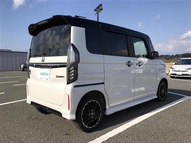 N-BOXカスタム Lターボ 4WD 純正8型ナビ/フルセグ/DVD/CD/BT/USB Bカメラ ビルトインETC ドラレコ 前席シートヒーター レーダークルコン レーンキープアシスト LEDヘット/フォグライト 純正15型AW(30枚目)