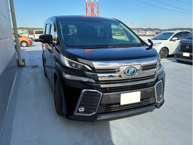 ヴェルファイアハイブリッド ZR 両側パワースライドドア 純正エアロ クルーズコントロール LEDヘッドライト パワーシート ハーフレザーシート 7人乗り(6枚目)