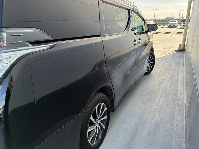 ヴェルファイアハイブリッド ZR 両側パワースライドドア 純正エアロ クルーズコントロール LEDヘッドライト パワーシート ハーフレザーシート 7人乗り(11枚目)