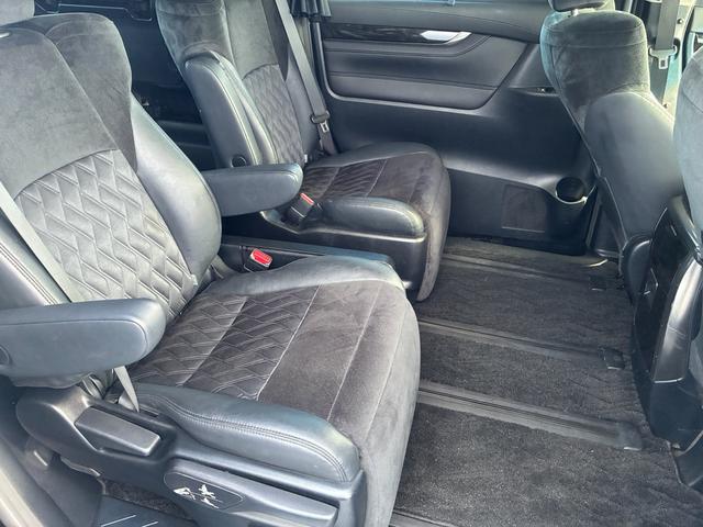 ヴェルファイアハイブリッド ZR 両側パワースライドドア 純正エアロ クルーズコントロール LEDヘッドライト パワーシート ハーフレザーシート 7人乗り(18枚目)