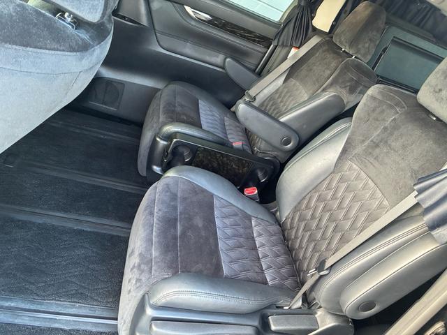 ヴェルファイアハイブリッド ZR 両側パワースライドドア 純正エアロ クルーズコントロール LEDヘッドライト パワーシート ハーフレザーシート 7人乗り(31枚目)