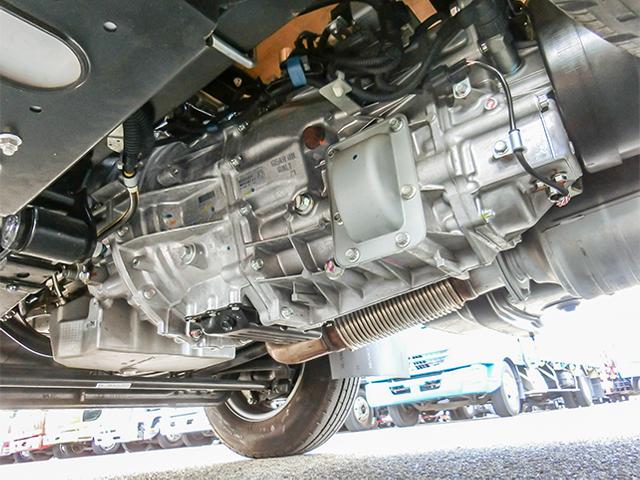 ＮＴ４５０アトラス 　平ボディ　三菱キャンターＯＥＭ　積載３０００ｋｇ　１０尺ボディ　対応免許／準中型免許（16枚目）