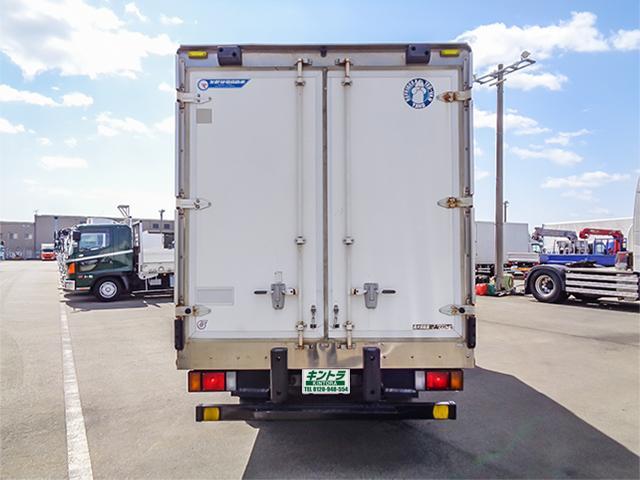 エルフトラック 　冷蔵冷凍車　デンソー製冷凍機　－３２度設定　両サイドスライドドア　両サイド観音扉　対応免許／準中型免許（7枚目）