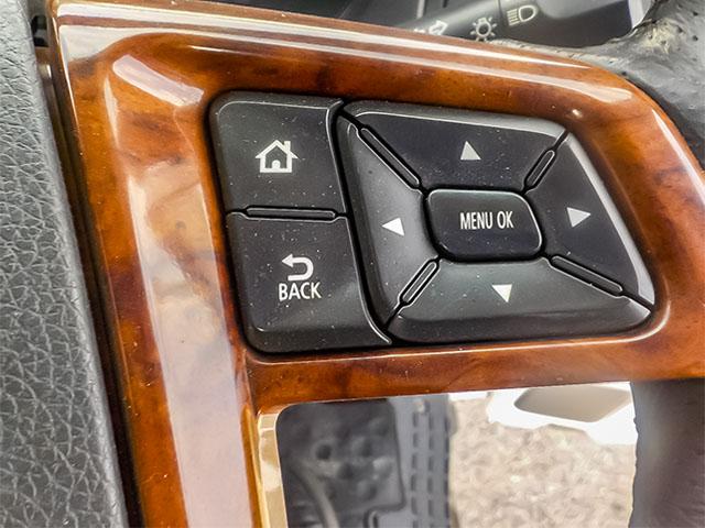 クオン 　トレーラーヘッド　ハイルーフ　ＣＵＳＴＯＭ　後輪エアサス　４２０馬力　アルミホイール　エスコット　第５輪荷重１１５００ｋｇ　１０トン　１０ｔ　対応免許／大型免許（46枚目）
