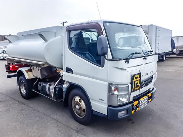 キャンター 　新明和製タンクローリー　品名第二石油類　最大数量３．４５ＫＬ　ＰＴＯ式　ガンノズル　タンク書類あり　最大積載２，７６０ｋｇ　２トン　２ｔ　対応免許／準中型免許（3枚目）