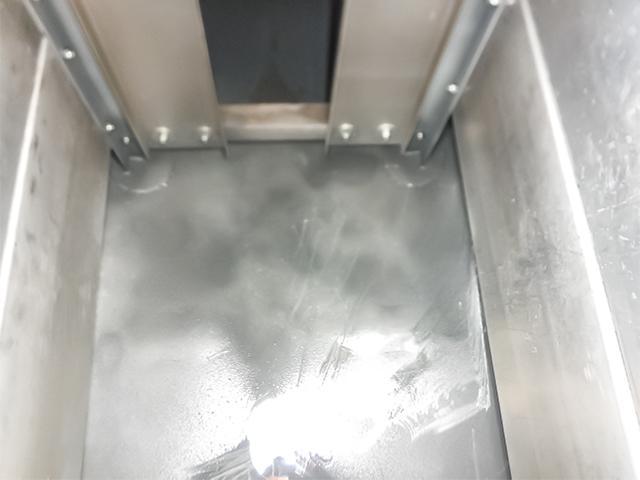 キャンター 　新明和製タンクローリー　品名第二石油類　最大数量３．４５ＫＬ　ＰＴＯ式　ガンノズル　タンク書類あり　最大積載２，７６０ｋｇ　２トン　２ｔ　対応免許／準中型免許（11枚目）