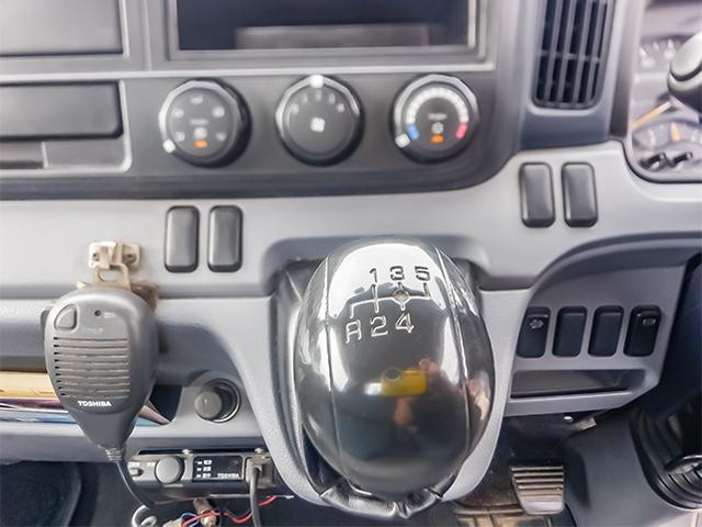 キャンター 　新明和製タンクローリー　品名第二石油類　最大数量３．４５ＫＬ　ＰＴＯ式　ガンノズル　タンク書類あり　最大積載２，７６０ｋｇ　２トン　２ｔ　対応免許／準中型免許（27枚目）