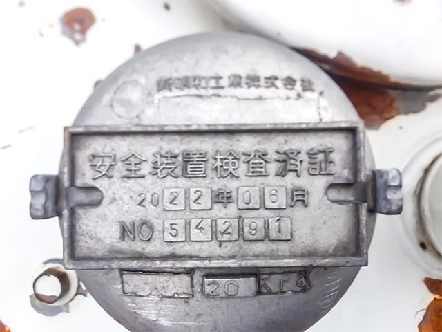 キャンター 　新明和製タンクローリー　品名第二石油類　最大数量３．４５ＫＬ　ＰＴＯ式　ガンノズル　タンク書類あり　最大積載２，７６０ｋｇ　２トン　２ｔ　対応免許／準中型免許（30枚目）