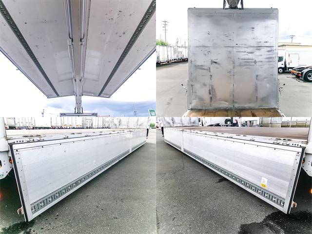 スーパーグレート 　パブコ製パネルウイング　ハイルーフ　４軸低床　後輪エアサス　最大積載１３，３００ｋｇ　荷台寸法（長９６２×幅２４１×高２６４）　１０トン　１０ｔ　対応免許／大型免許（14枚目）