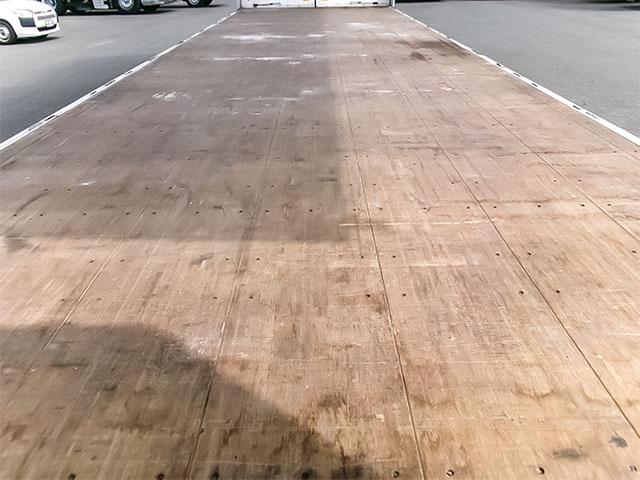 スーパーグレート 　パブコ製パネルウイング　ハイルーフ　４軸低床　後輪エアサス　最大積載１３，３００ｋｇ　荷台寸法（長９６２×幅２４１×高２６４）　１０トン　１０ｔ　対応免許／大型免許（15枚目）