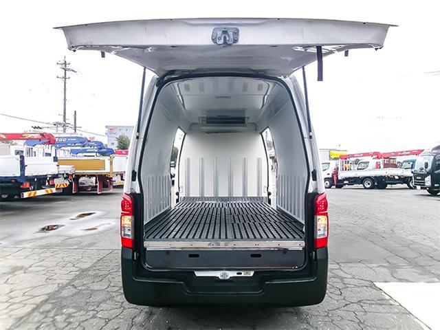 キャラバン 　冷蔵冷凍車　車検あり　両側スライドドア　床ステンレス　最大積載１，０００ｋｇ　荷台寸法（長３１４×幅１４７×高１３３）　２トン　２ｔ　対応免許／普通免許（11枚目）