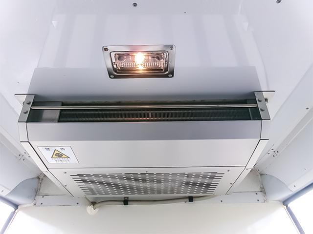 キャラバン 　冷蔵冷凍車　車検あり　両側スライドドア　床ステンレス　最大積載１，０００ｋｇ　荷台寸法（長３１４×幅１４７×高１３３）　２トン　２ｔ　対応免許／普通免許（13枚目）