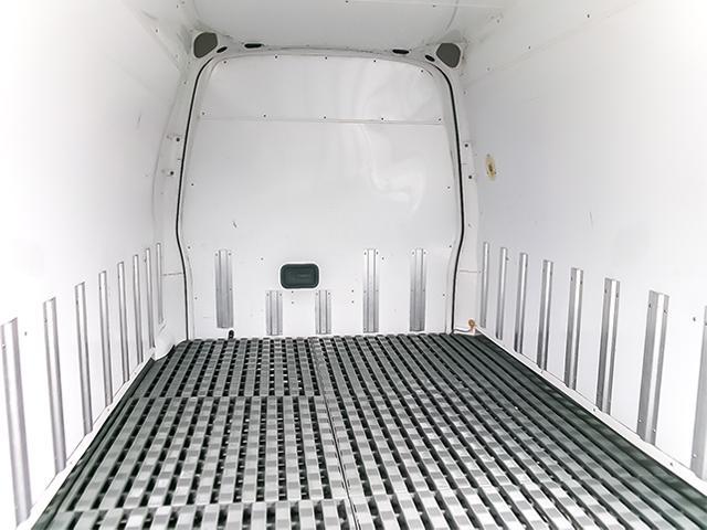キャラバン 　冷蔵冷凍車　車検あり　両側スライドドア　床ステンレス　最大積載１，０００ｋｇ　荷台寸法（長３１４×幅１４７×高１３３）　２トン　２ｔ　対応免許／普通免許（15枚目）