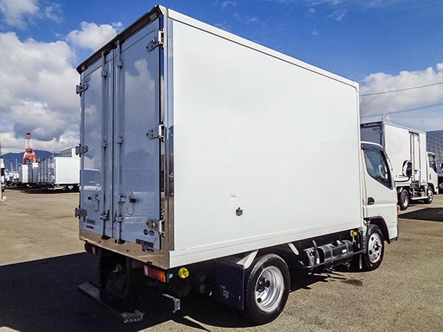 キャンター 　東プレ製冷蔵冷凍車　－３０度設定　サイドスライドドア　床ステンレス　水抜き穴　最大積載２，０００ｋｇ　荷台寸法（長３０１×幅１６５×高１７７）　２トン　２ｔ　対応免許／５ｔ限定準中型免許（5枚目）