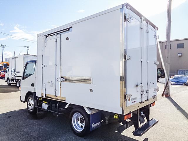 キャンター 　東プレ製冷蔵冷凍車　－３０度設定　サイドスライドドア　床ステンレス　水抜き穴　最大積載２，０００ｋｇ　荷台寸法（長３０１×幅１６５×高１７７）　２トン　２ｔ　対応免許／５ｔ限定準中型免許（6枚目）