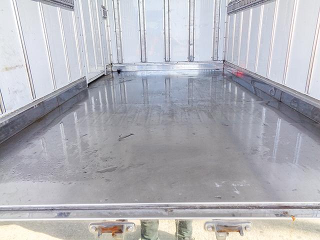 キャンター 　東プレ製冷蔵冷凍車　－３０度設定　サイドスライドドア　床ステンレス　水抜き穴　最大積載２，０００ｋｇ　荷台寸法（長３０１×幅１６５×高１７７）　２トン　２ｔ　対応免許／５ｔ限定準中型免許（11枚目）