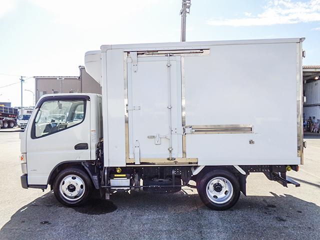 キャンター 　東プレ製冷蔵冷凍車　－３０度設定　サイドスライドドア　床ステンレス　水抜き穴　最大積載２，０００ｋｇ　荷台寸法（長３０１×幅１６５×高１７７）　２トン　２ｔ　対応免許／５ｔ限定準中型免許（15枚目）