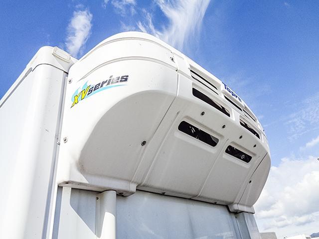 キャンター 　東プレ製冷蔵冷凍車　－３０度設定　サイドスライドドア　床ステンレス　水抜き穴　最大積載２，０００ｋｇ　荷台寸法（長３０１×幅１６５×高１７７）　２トン　２ｔ　対応免許／５ｔ限定準中型免許（17枚目）