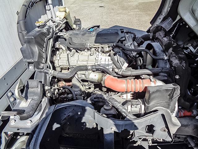 キャンター 　東プレ製冷蔵冷凍車　－３０度設定　サイドスライドドア　床ステンレス　水抜き穴　最大積載２，０００ｋｇ　荷台寸法（長３０１×幅１６５×高１７７）　２トン　２ｔ　対応免許／５ｔ限定準中型免許（27枚目）