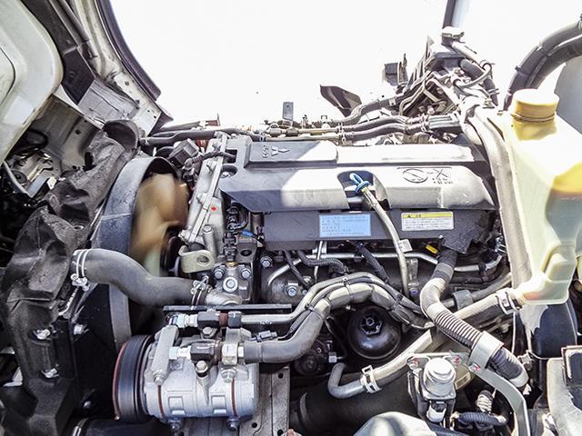 キャンター 　東プレ製冷蔵冷凍車　－３０度設定　サイドスライドドア　床ステンレス　水抜き穴　最大積載２，０００ｋｇ　荷台寸法（長３０１×幅１６５×高１７７）　２トン　２ｔ　対応免許／５ｔ限定準中型免許（28枚目）