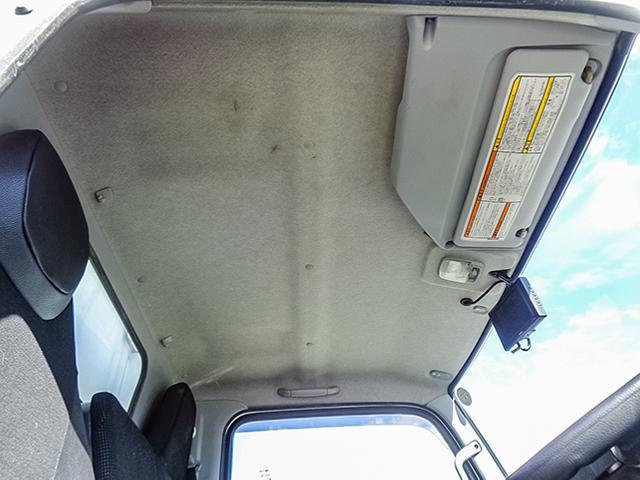 キャンター 　東プレ製冷蔵冷凍車　－３０度設定　サイドスライドドア　床ステンレス　水抜き穴　最大積載２，０００ｋｇ　荷台寸法（長３０１×幅１６５×高１７７）　２トン　２ｔ　対応免許／５ｔ限定準中型免許（32枚目）