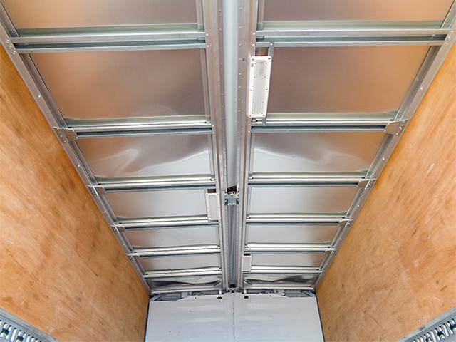キャンター 　パブコ製アルミウィング　積載量２０００ｋｇ　荷台寸法（長４２９×幅２０９×高２２４）　ワイドボディ　ロングボディ　車検有　２トン　２ｔ　対応免許／準中型免許（11枚目）
