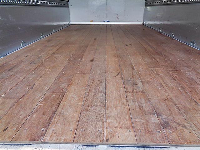 キャンター 　パブコ製アルミウィング　積載量２０００ｋｇ　荷台寸法（長４２９×幅２０９×高２２４）　ワイドボディ　ロングボディ　車検有　２トン　２ｔ　対応免許／準中型免許（12枚目）