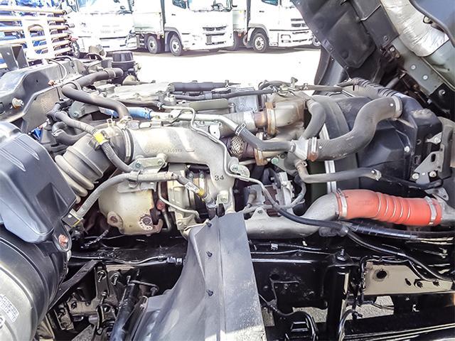 ヒノレンジャー 　タダノ製４段クレーン　ラジコン　増トン　積載７３００ｋｇ　荷台寸法（長５５６×幅２２３×高５８）　後輪エアサス　床鉄板　車検有　１０トン　１０ｔ　対応免許／大型免許（32枚目）