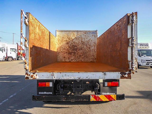 フォワード  新明和製深ダンプ 土砂禁 8立米 6速ミッション ターボ車 最大積載3100kg 荷台寸法(長340×幅200×高119) 4トン 4t 対応免許/8t限定中型免許(9枚目)