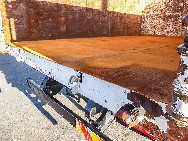 フォワード  新明和製深ダンプ 土砂禁 8立米 6速ミッション ターボ車 最大積載3100kg 荷台寸法(長340×幅200×高119) 4トン 4t 対応免許/8t限定中型免許(13枚目)
