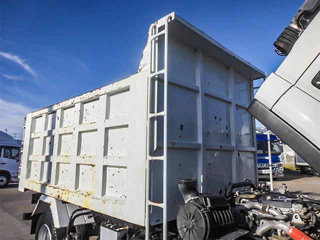 フォワード  新明和製深ダンプ 土砂禁 8立米 6速ミッション ターボ車 最大積載3100kg 荷台寸法(長340×幅200×高119) 4トン 4t 対応免許/8t限定中型免許(25枚目)