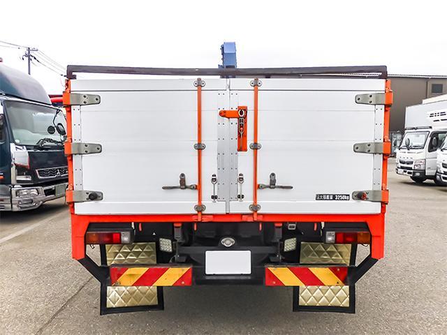 キャンター  タダノ製4段クレーン アルミブロック ラジコン 2.93t吊り ワイドボディ 最大積載3,250kg 荷台寸法(長425×幅208×高87) 4トン 4t 対応免許/8t限定中型免許(8枚目)