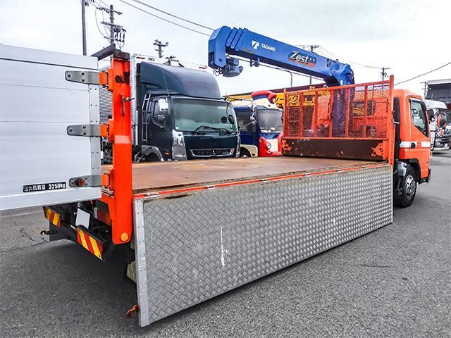 キャンター  タダノ製4段クレーン アルミブロック ラジコン 2.93t吊り ワイドボディ 最大積載3,250kg 荷台寸法(長425×幅208×高87) 4トン 4t 対応免許/8t限定中型免許(11枚目)