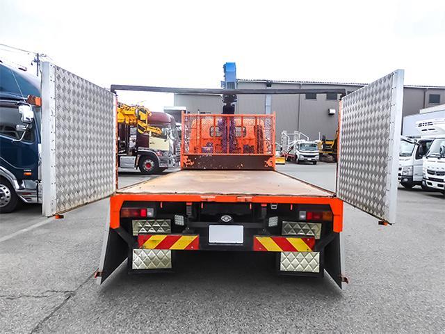キャンター  タダノ製4段クレーン アルミブロック ラジコン 2.93t吊り ワイドボディ 最大積載3,250kg 荷台寸法(長425×幅208×高87) 4トン 4t 対応免許/8t限定中型免許(13枚目)
