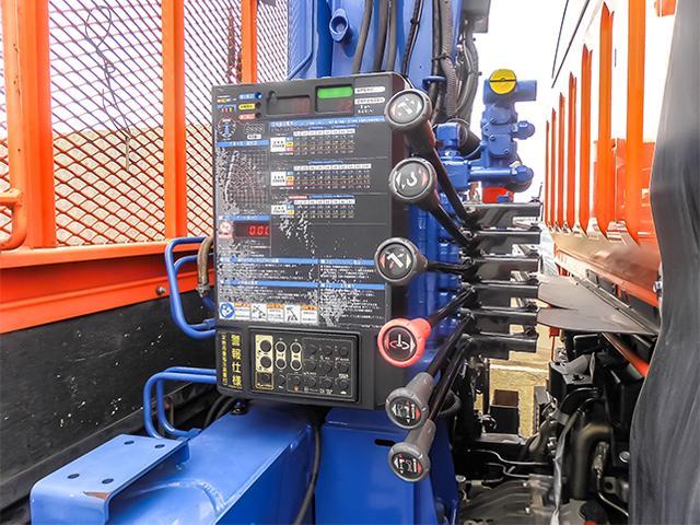 キャンター  タダノ製4段クレーン アルミブロック ラジコン 2.93t吊り ワイドボディ 最大積載3,250kg 荷台寸法(長425×幅208×高87) 4トン 4t 対応免許/8t限定中型免許(27枚目)